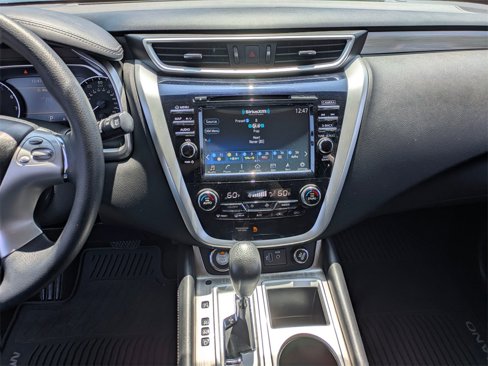 Used 2018 Nissan Murano S image 17