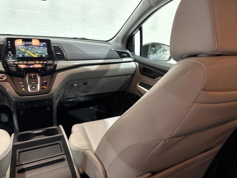 Used 2018 Honda Odyssey Touring image 59