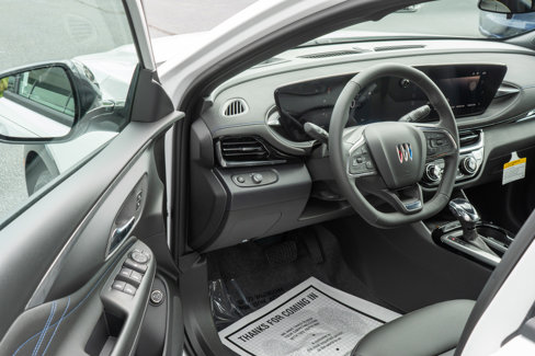 New 2025 Buick Envista Sport Touring w/ Convenience I Package image 10