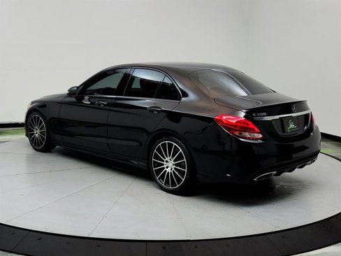 Used 2016 Mercedes-Benz C 300 Sedan image 7