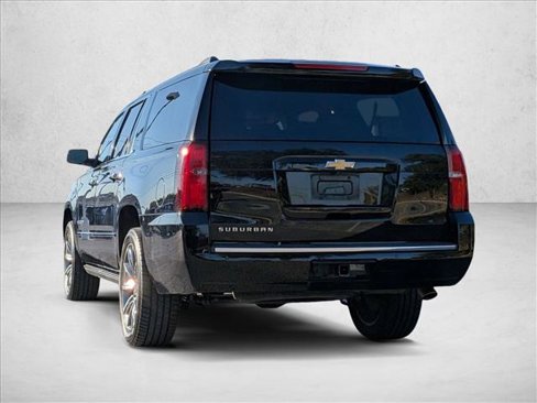Used 2016 Chevrolet Suburban LTZ image 8