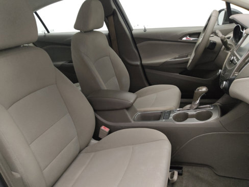 Used 2018 Chevrolet Cruze LT w/ Convenience Package image 21