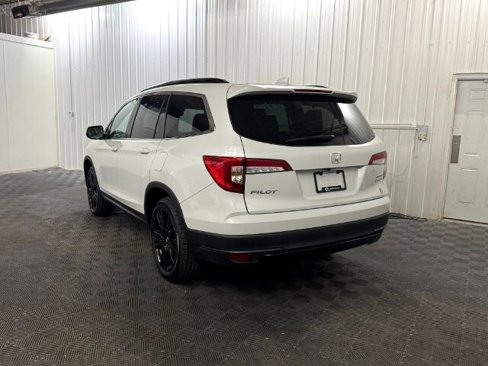 Used 2022 Honda Pilot Special Edition image 3