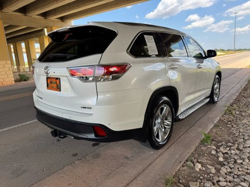 Used 2016 Toyota Highlander Limited image 3