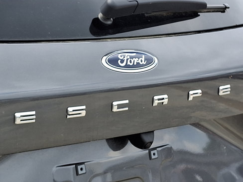New 2025 Ford Escape Active image 18