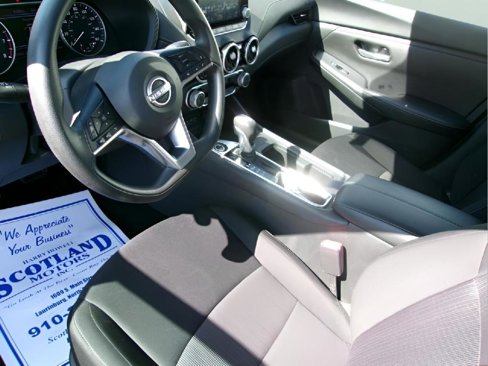 Used 2024 Nissan Sentra SV image 12