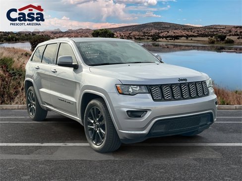 Used 2019 Jeep Grand Cherokee Altitude image 1