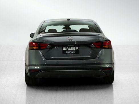 Used 2023 Nissan Altima 2.5 SV image 4