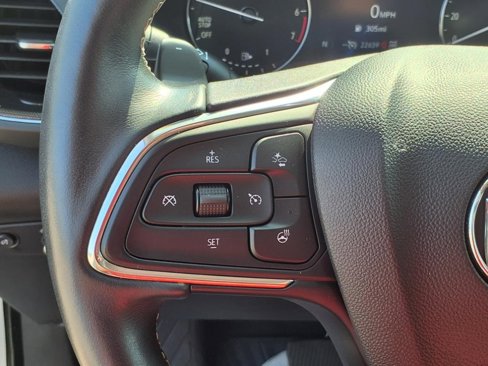 Used 2023 Buick Envision Preferred image 18
