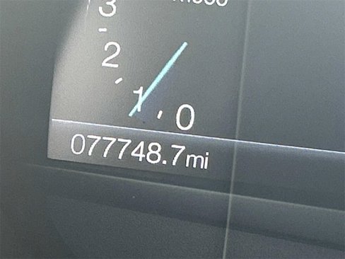 Used 2020 Ford Edge SEL w/ Cold Weather Package image 28