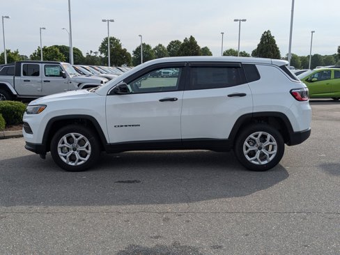 New 2025 Jeep Compass Sport image 8