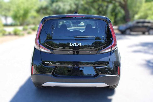 New 2025 Kia Soul LX image 15