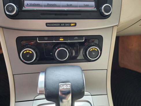 Used 2010 Volkswagen Passat Komfort image 20