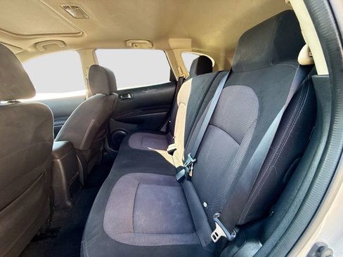 Used 2011 Nissan Rogue SV w/ Premium Pkg image 25