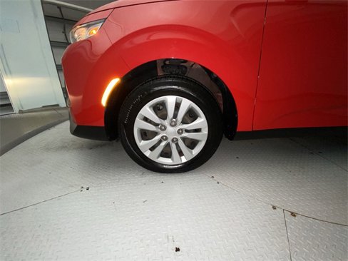Used 2020 Kia Soul LX image 10