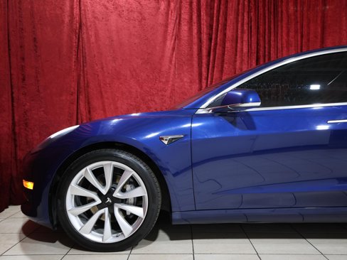 Used 2018 Tesla Model 3 Long Range image 5