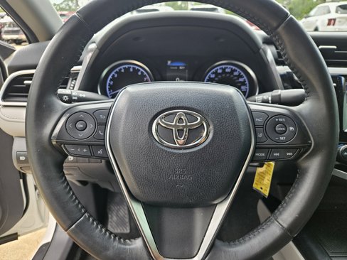 Used 2018 Toyota Camry SE image 29