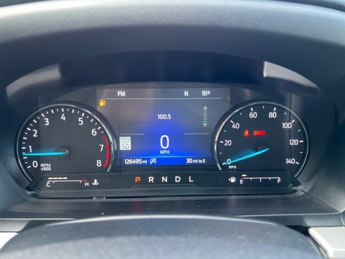 Used 2021 Ford Explorer XLT w/ Equipment Group 202A image 16