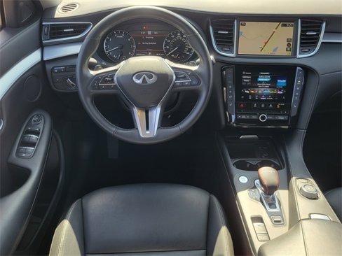 Used 2021 INFINITI QX50 Essential image 7