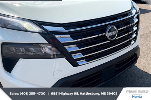 Used 2024 Nissan Rogue S image 21