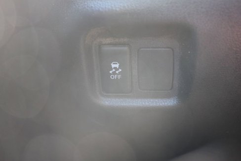Used 2014 Nissan Versa S Plus image 16