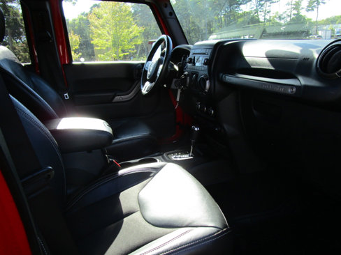 Used 2018 Jeep Wrangler Unlimited Sport image 16