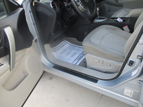 Used 2012 Nissan Rogue SV w/ Premium Pkg image 23
