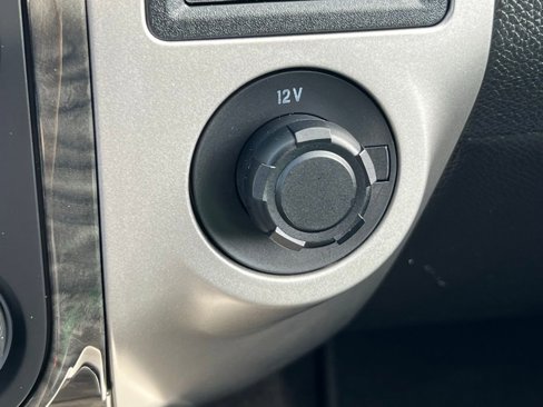 Used 2016 Ford Expedition Limited image 31