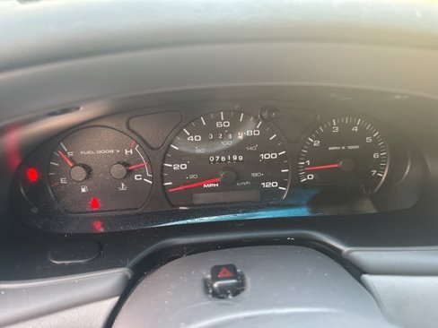 Used 2003 Ford Taurus SES image 3