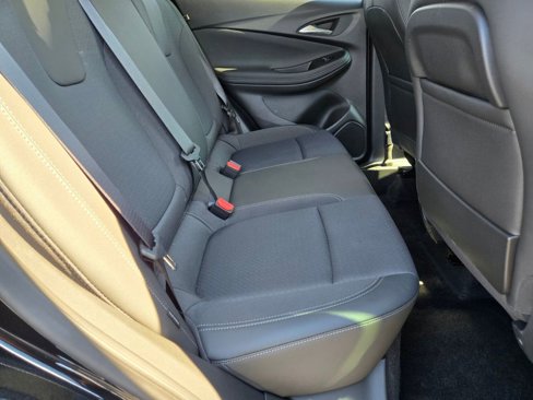 Used 2023 Buick Encore GX Preferred w/ Cold Weather Comfort Package image 15