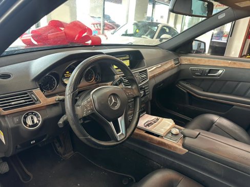 Used 2012 Mercedes-Benz E 350 4MATIC Sedan image 12