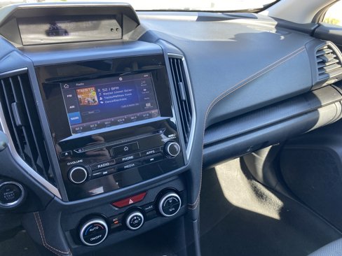 Used 2020 Subaru Crosstrek 2.0i Premium w/ Moonroof Package 1 image 13