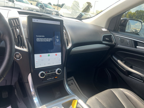 Certified 2022 Ford Edge Titanium image 11