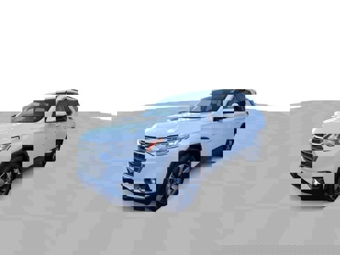 Certified 2018 Chevrolet Traverse LT image 1