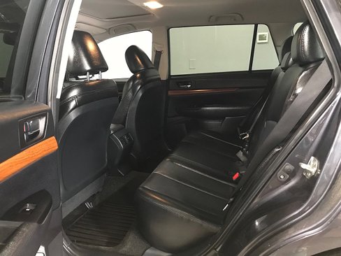 Used 2013 Subaru Outback 2.5i Limited w/ Moonroof Pkg image 16