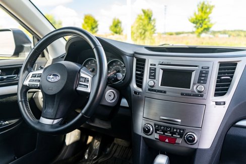 Used 2014 Subaru Outback 2.5i Premium image 11