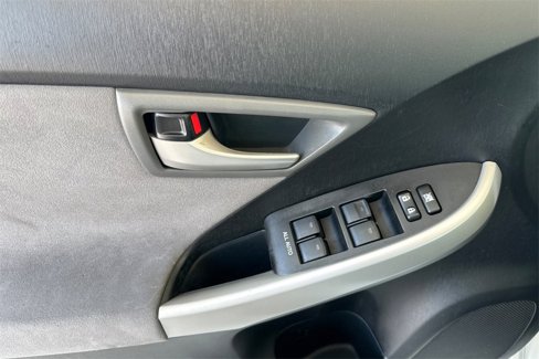 Used 2015 Toyota Prius Two image 10