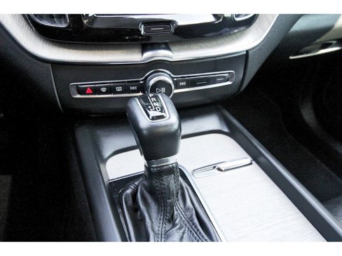 Used 2021 Volvo XC60 T5 Inscription w/ Advanced Package image 24