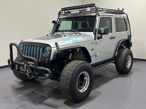 Used 2012 Jeep Wrangler Sahara image 1