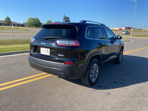 Used 2020 Jeep Cherokee Latitude Plus image 10