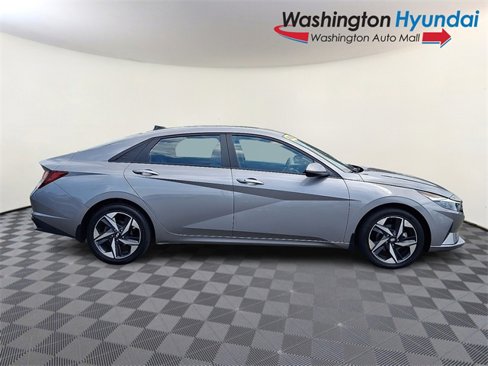 Certified 2023 Hyundai Elantra SEL w/ Convenience Package image 7