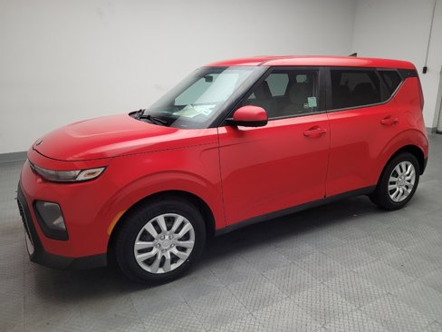 Used 2020 Kia Soul LX image 2