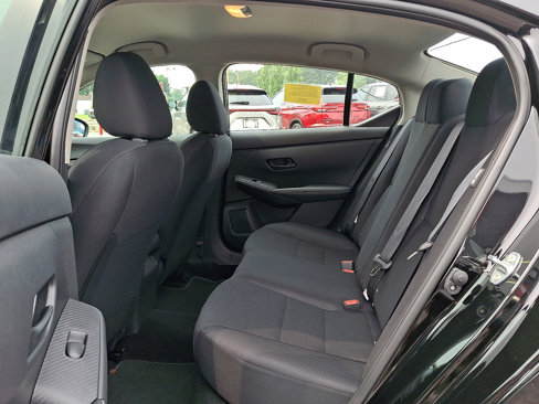 Certified 2025 Nissan Sentra S image 10