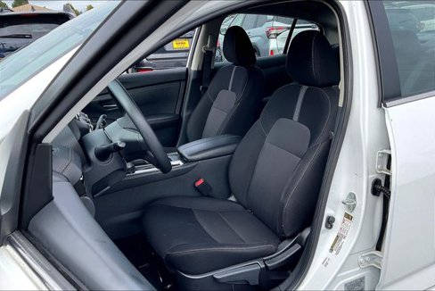 Used 2024 Nissan Sentra SV image 22