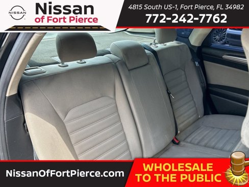 Used 2017 Ford Fusion S image 38