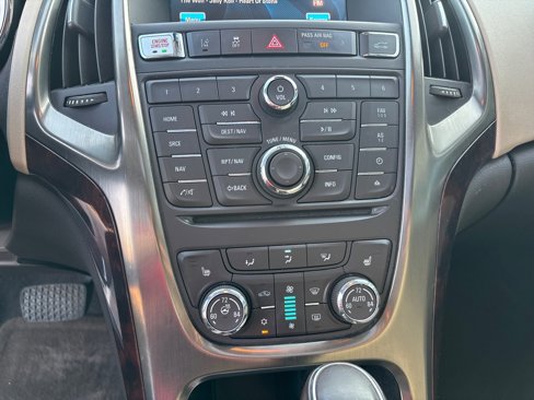 Used 2015 Buick Verano Leather w/ Experience Buick Package image 22