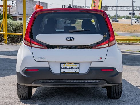 Used 2021 Kia Soul S image 6