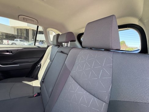 Used 2022 Toyota RAV4 XLE image 16