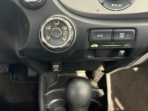 Used 2009 Honda Fit Sport image 15