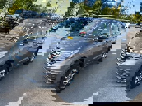 Used 2016 Honda CR-V LX image 2